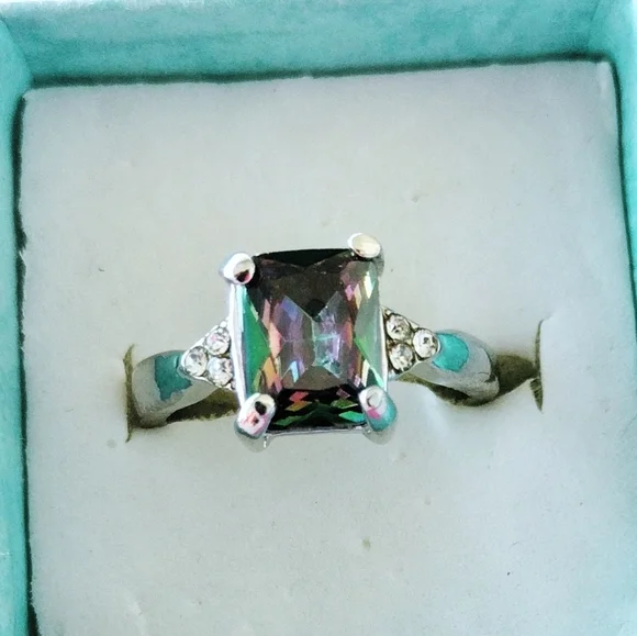 925 sterling silver Emerald cut Mystic topaz crystal ring - Picture 3 of 13